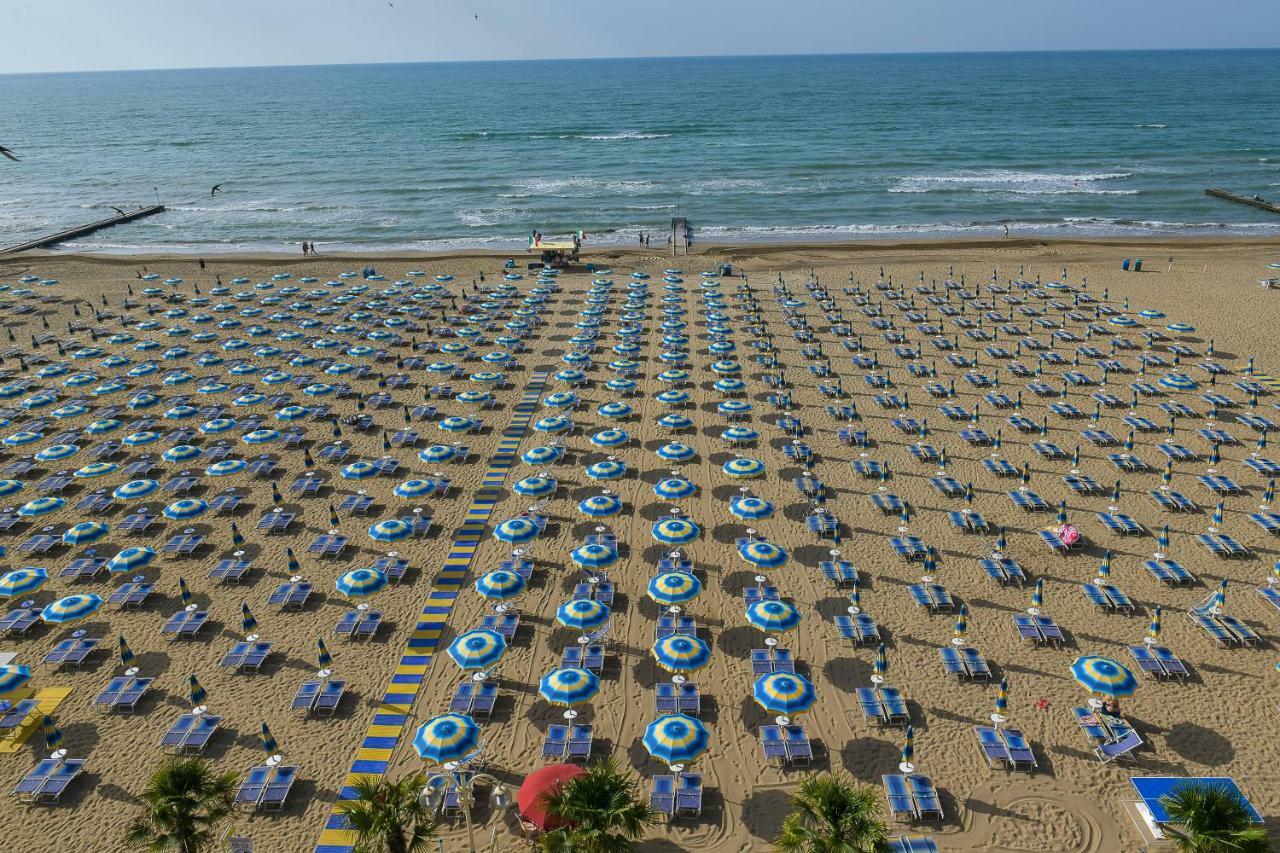 Hotel Souvenir Lido di Jesolo Exterior foto